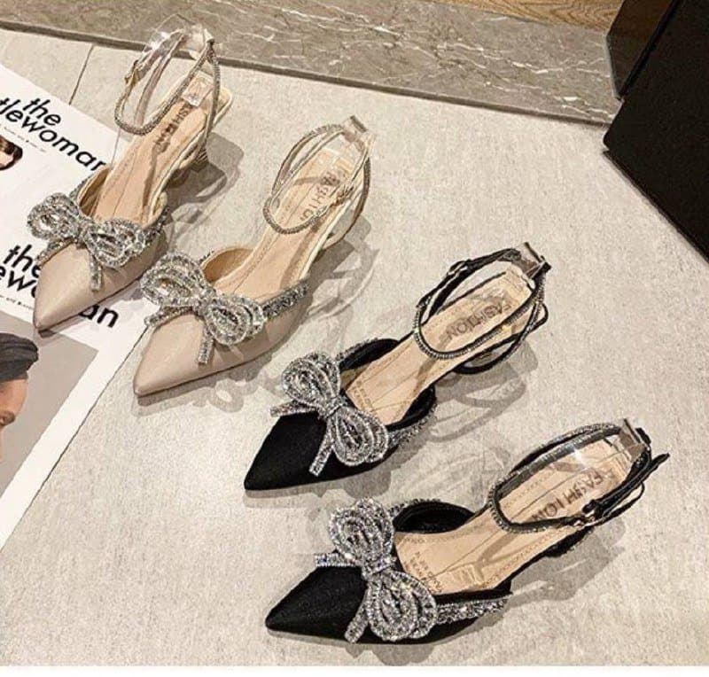 Женские вечерние туфли на каблуке с бантом и стразами